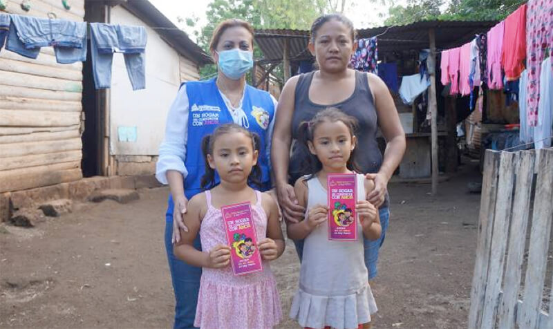 visita-ministra-familia-a-tipitapa